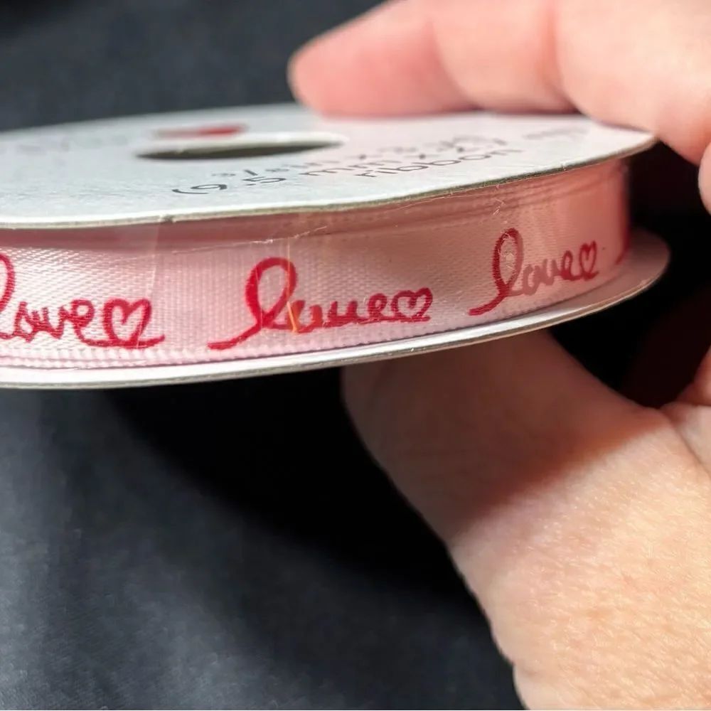 ❤️🥰❤️ NEW Valentine’s Day DIY Craft Ribbons NWT - Picture 4 of 8